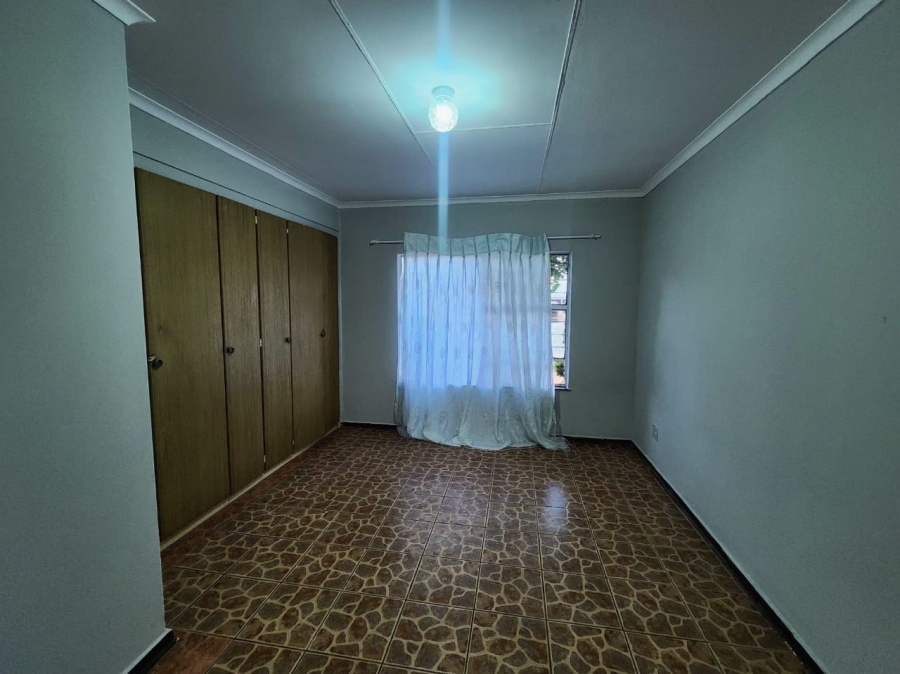 3 Bedroom Property for Sale in Geelhoutpark North West